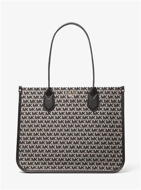 Heidi Large Logo Jacquard Tote Bag .